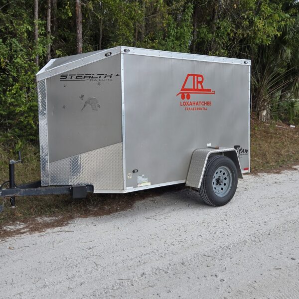 5x8 Enclosed trailer